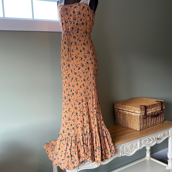 Altar’d State maxi baby doll dress strapless size sm autumn gold ditsy print - Picture 4 of 14